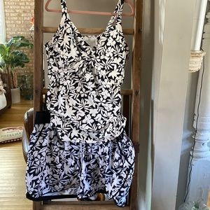 Lands' End Black and White Floral Tankini with shorts